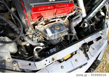 冷却水漏れ発生!! ラジエター交換で修理完了♪ 冷却水漏れ発生!! ラジエター交換で修理完了♪ 95990016