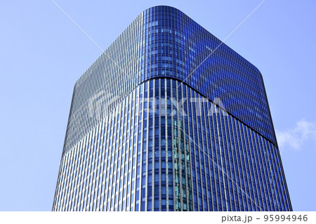 大阪・中之島フェスティバルタワー全景 大阪・中之島フェスティバルタワー全景 95994946