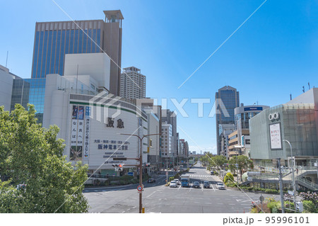 駅前風景　三宮駅 95996101