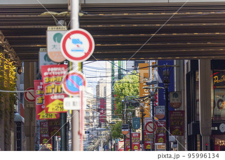心斎橋　大宝寺通　風景 95996134