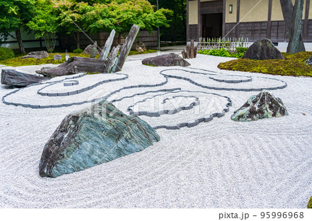 京都　圓光寺　奔龍庭 95996968