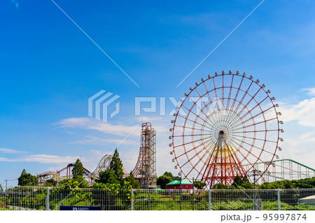 遊園地風景(初夏の楽しい行楽地)グリーンランド 遊園地風景(初夏の楽しい行楽地)グリーンランド 95997874