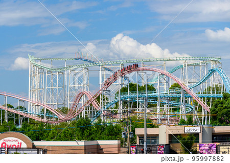 遊園地風景(初夏の楽しい行楽地)グリーンランド 遊園地風景(初夏の楽しい行楽地)グリーンランド 95997882