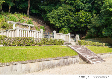 奈良市 光明皇后陵 佐保山東陵 奈良市 光明皇后陵 佐保山東陵 95998057