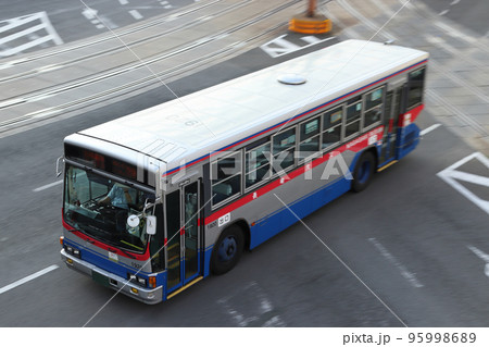 長崎バス（いすゞ・キュービック） 95998689