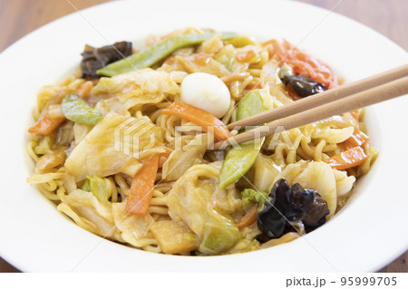 美味しい五目あんかけ焼そば 95999705