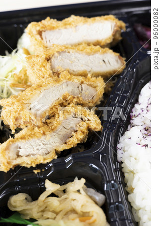 おいしいヒレカツ弁当 おいしいヒレカツ弁当 96000082