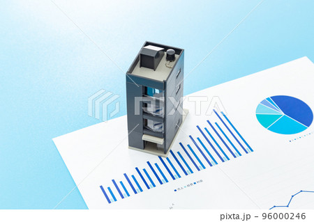 ビル模型とグラフ ブルーバック ビル模型とグラフ ブルーバック 96000246