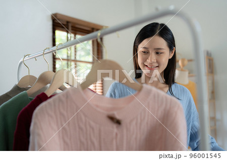 Young person using credit card and laptop computer. Online shopping, e-commerce concept Young person using credit card and laptop computer. Online shopping, e-commerce concept 96001545