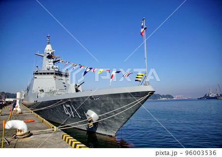 タイ海軍 巡洋艦 プミポンアドウンヤデート FFG-471 Thai Navy 神奈川県 横須賀 タイ海軍 巡洋艦 プミポンアドウンヤデート FFG-471 Thai Navy 神奈川県 横須賀 96003536