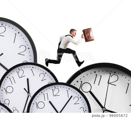 Overload businessman runs 96005672