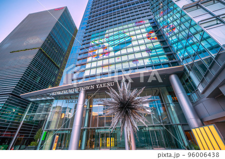 日本の東京都市景観 東京駅前に東京ミッドタウン八重洲が“誕生”=10月26日 日本の東京都市景観 東京駅前に東京ミッドタウン八重洲が“誕生”=10月26日 96006438
