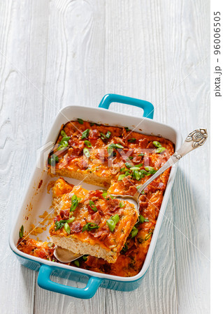 Riced Cauliflower Breakfast Bake, top view 96006505