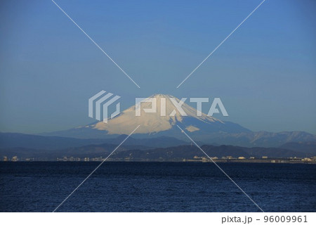 江ノ島から望む富士山 96009961