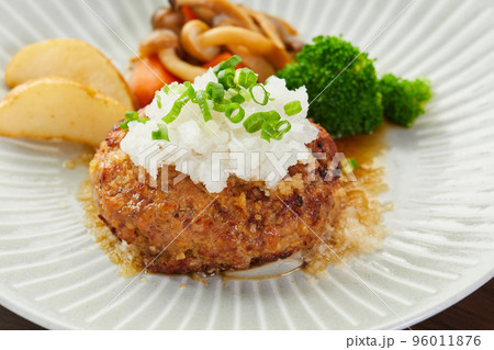 和風おろしハンバーグ　和風大根おろしハンバーグ　ハンバーグ 96011876