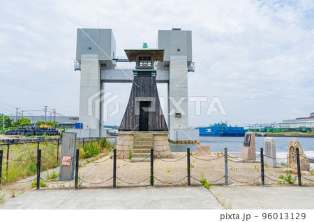 兵庫県西宮市の今津灯台 兵庫県西宮市の今津灯台 96013129