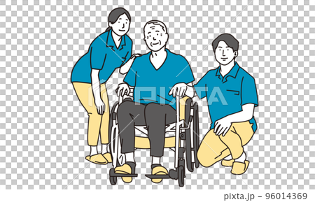 高齢者と男女の介護士	 96014369