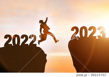 Concept of moving from 2022 to 2023 96014707