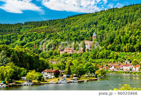 Zwingenberg Castle above the Neckar river in Odenwald - Baden-Wurttemberg, Germany Zwingenberg Castle above the Neckar river in Odenwald - Baden-Wurttemberg, Germany 96020866
