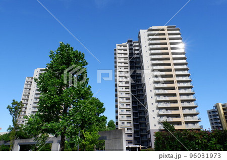 若葉台駅周辺の高層住宅 96031973