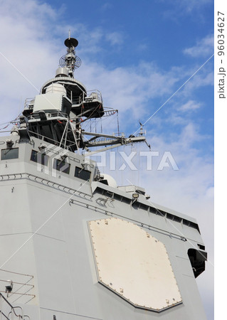 イージス艦の艦橋とレーダー SPY-1レーダー ミサイル防衛 イージス艦の艦橋とレーダー SPY-1レーダー ミサイル防衛 96034627