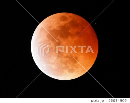 2022年11月8日　皆既中の月による天王星食（東京都板橋区より撮影） 96034906