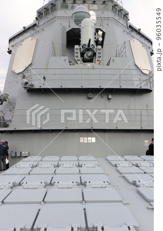 イージス艦のミサイルセル VLS ミサイル格納庫 ミサイル防衛 イージス艦のミサイルセル VLS ミサイル格納庫 ミサイル防衛 96035549