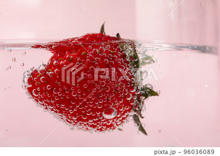 Concept of freshness, fresh strawberry, close up 96036089