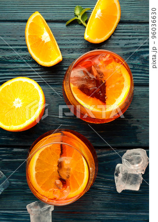 Concept of fresh alcohol drink, Aperol Spritz, top view Concept of fresh alcohol drink, Aperol Spritz, top view 96036630