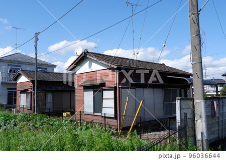 古い借家 96036644