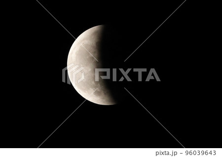 442年ぶりの天体ショー 442年ぶりの天体ショー 96039643