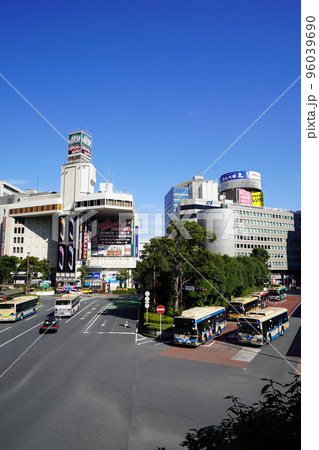 横浜 横浜駅西口周辺の風景 横浜 横浜駅西口周辺の風景 96039690