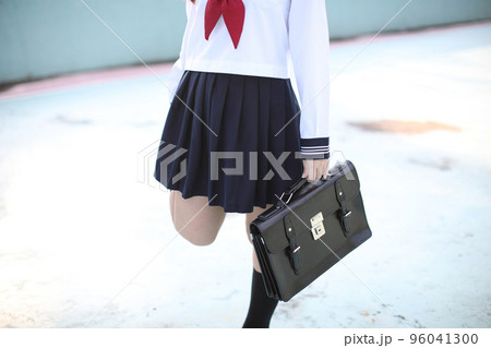 Japanese school girls with louis vuitton bags hi-res stock photography and  images - Alamy