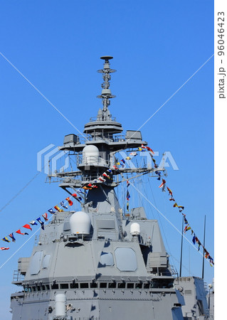 護衛艦の艦橋　ブリッジ　海上自衛隊 96046423