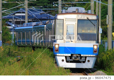 筑肥線周船寺駅 1000N系 筑肥線周船寺駅 1000N系 96047475