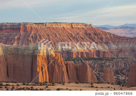 Capitol Reef 96047866