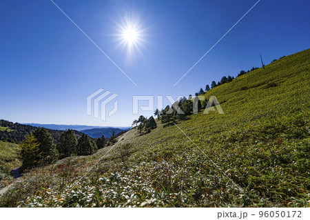 富士見台高原（10月後半）パノラマコースからの眺望 96050172