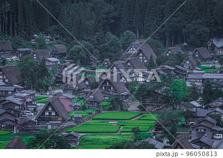 夏の白川郷の風景 夏の白川郷の風景 96050813
