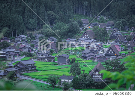 夏の白川郷の風景 夏の白川郷の風景 96050830