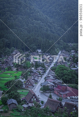 夏の白川郷の風景 夏の白川郷の風景 96050831