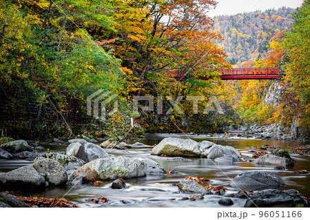 秋の北海道 定山渓の風景 秋の北海道 定山渓の風景 96051166
