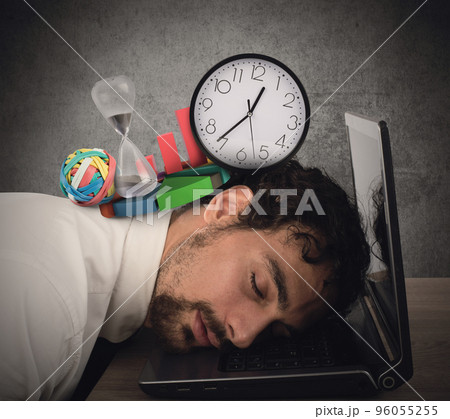 Desperate by the crisis 96055255