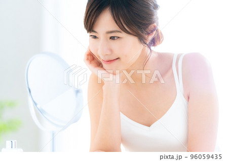 女性 ビューティー 美容 メイク スキンケア 女性 ビューティー 美容 メイク スキンケア 96059435