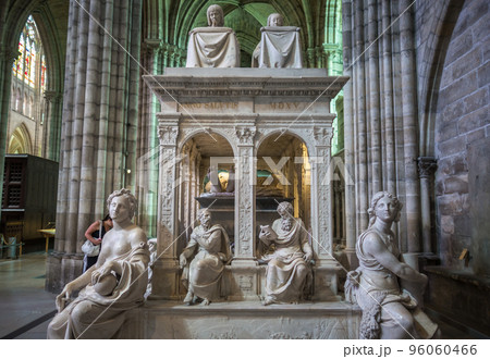 Tomb of King Louis XII and Anne de Bretagne, in Basilica of Saint-Denis 96060466