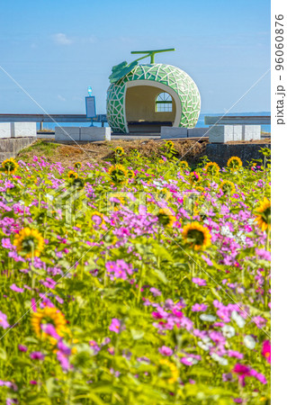 フルーツバス停 メロンのバス停【長崎県諫早市小長井町】 フルーツバス停 メロンのバス停【長崎県諫早市小長井町】 96060876