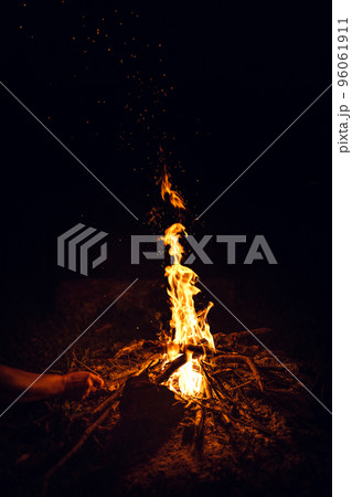Bonfire at night 96061911