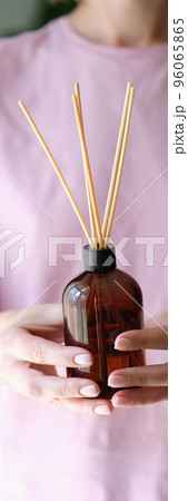 Aroma reed diffuser, home fragrance bottle with rattan sticks and smell of freshness Aroma reed diffuser, home fragrance bottle with rattan sticks and smell of freshness 96065865