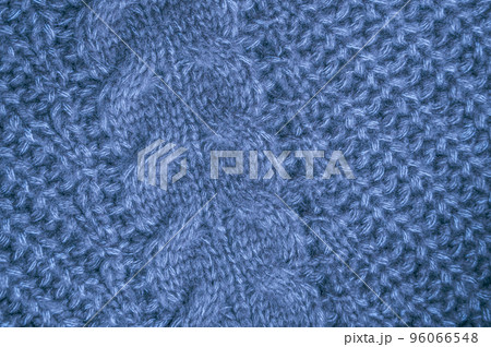 Organic knitting material with macro weave threads. 96066548