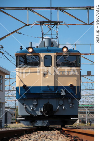 EF65-1102号機(尾久車両センター撮影会にて)_2022/10/1撮影 96070321