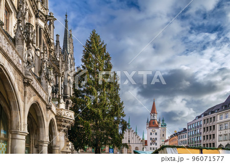 Marienplatz square, Munich, Germany 96071577
